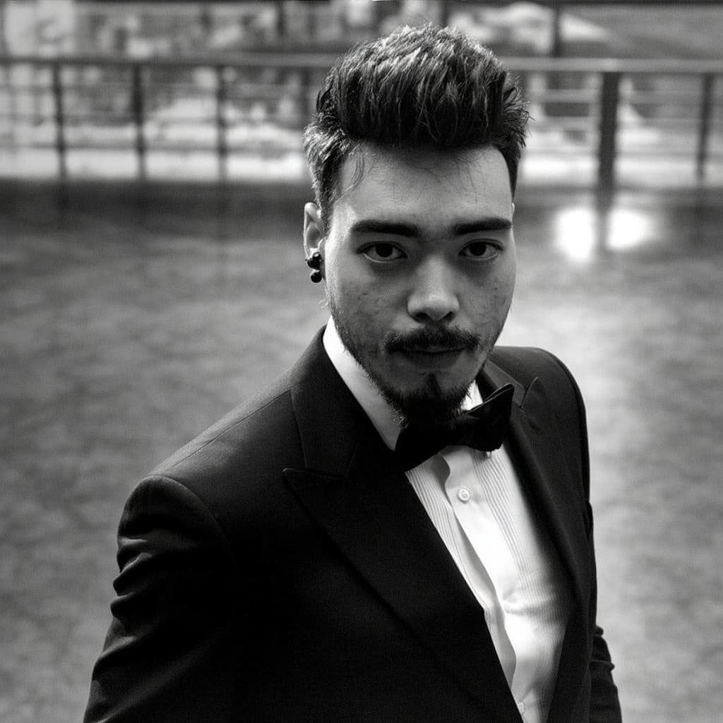 Digital Marketing Consultant - Hirok Roy